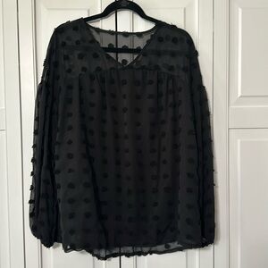 Women’s size large blouse excellent condition